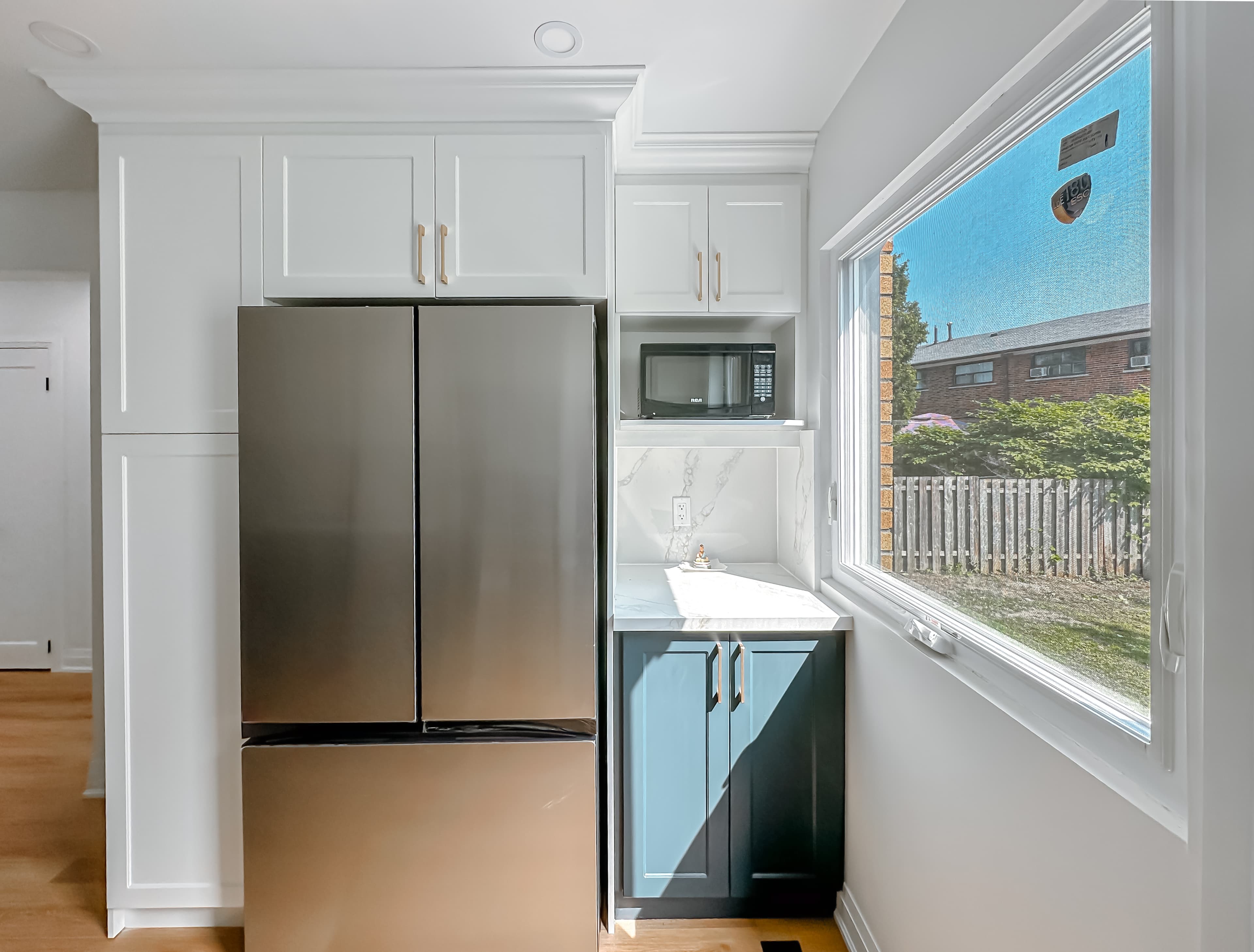 Thumbnail /assets/kitchen-renovations/kitchen-4.jpg